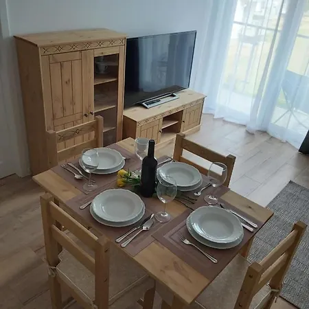 Apartament Irys Baltic Mare Kolobrzeg Z Prywatnym Miejscem Parkingowym * Kolobrzeg
