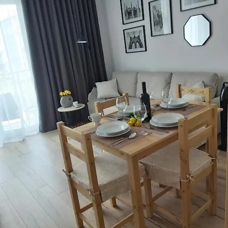 Apartment Apartament Irys Baltic Mare Kolobrzeg Z Prywatnym Miejscem Parkingowym